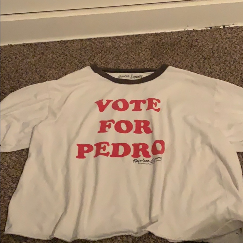 Vote for Pedro cropped t shirt!!